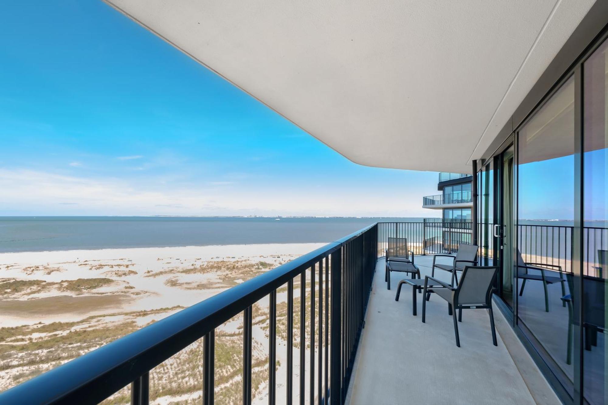 Pharos Residences Type Ocean, Appartement *